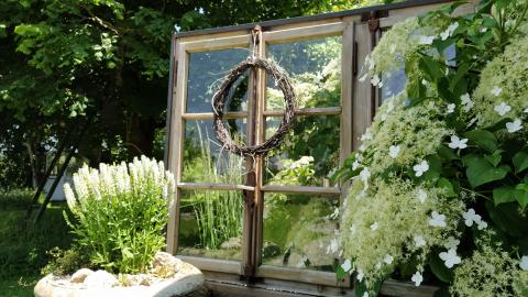 Dekoelement Altes Fenster
