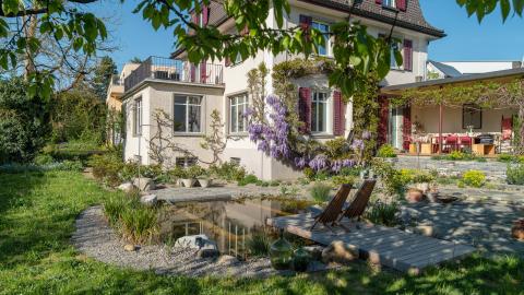 Idyllischer Einfamilienhaus-Garten, Foto: A. Zimmermann