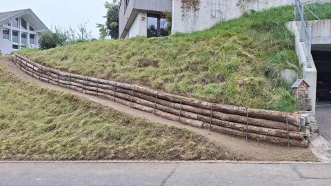 Theiler Naturnaher Gartenunterhalt