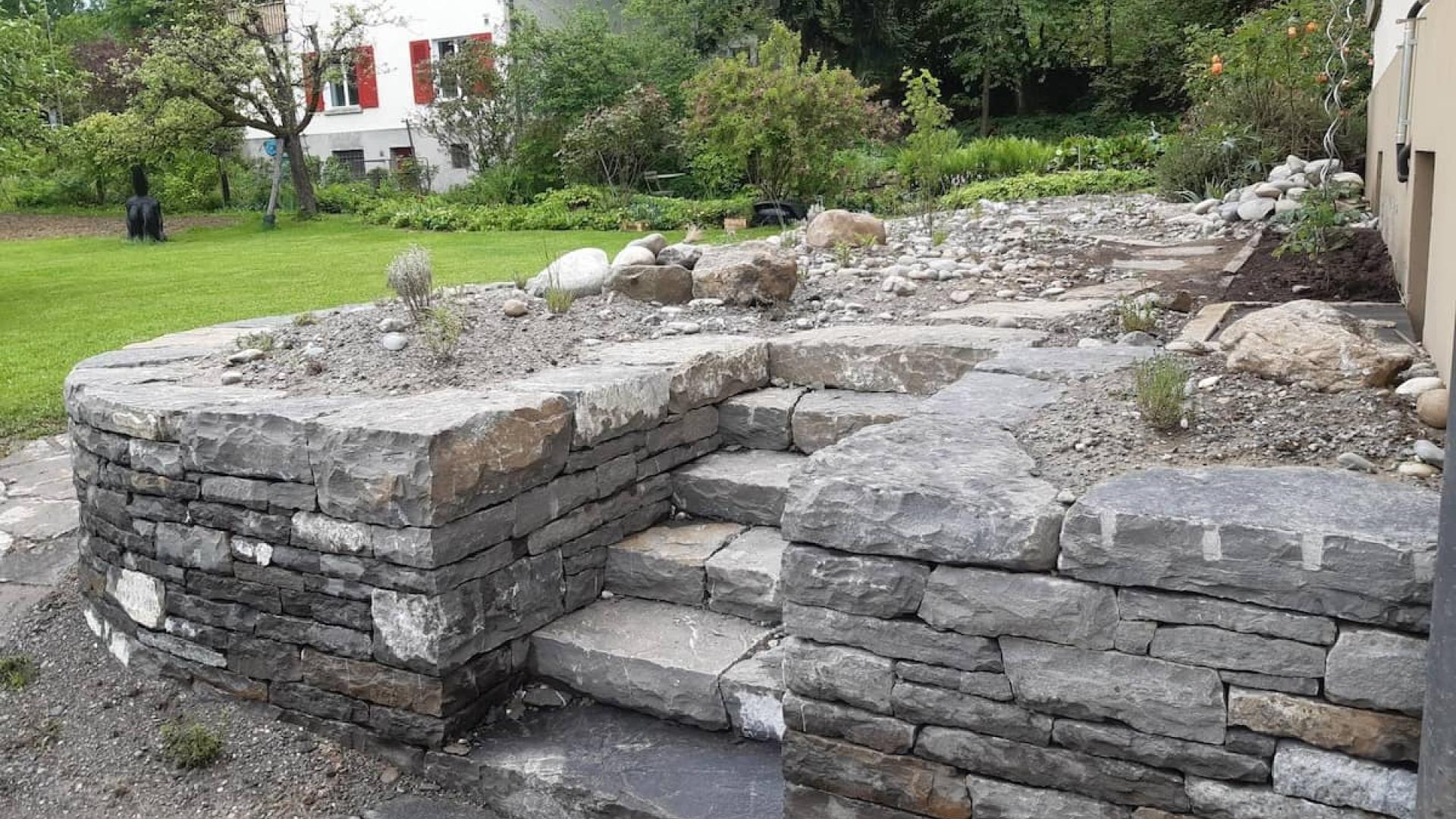 Trockenmauer