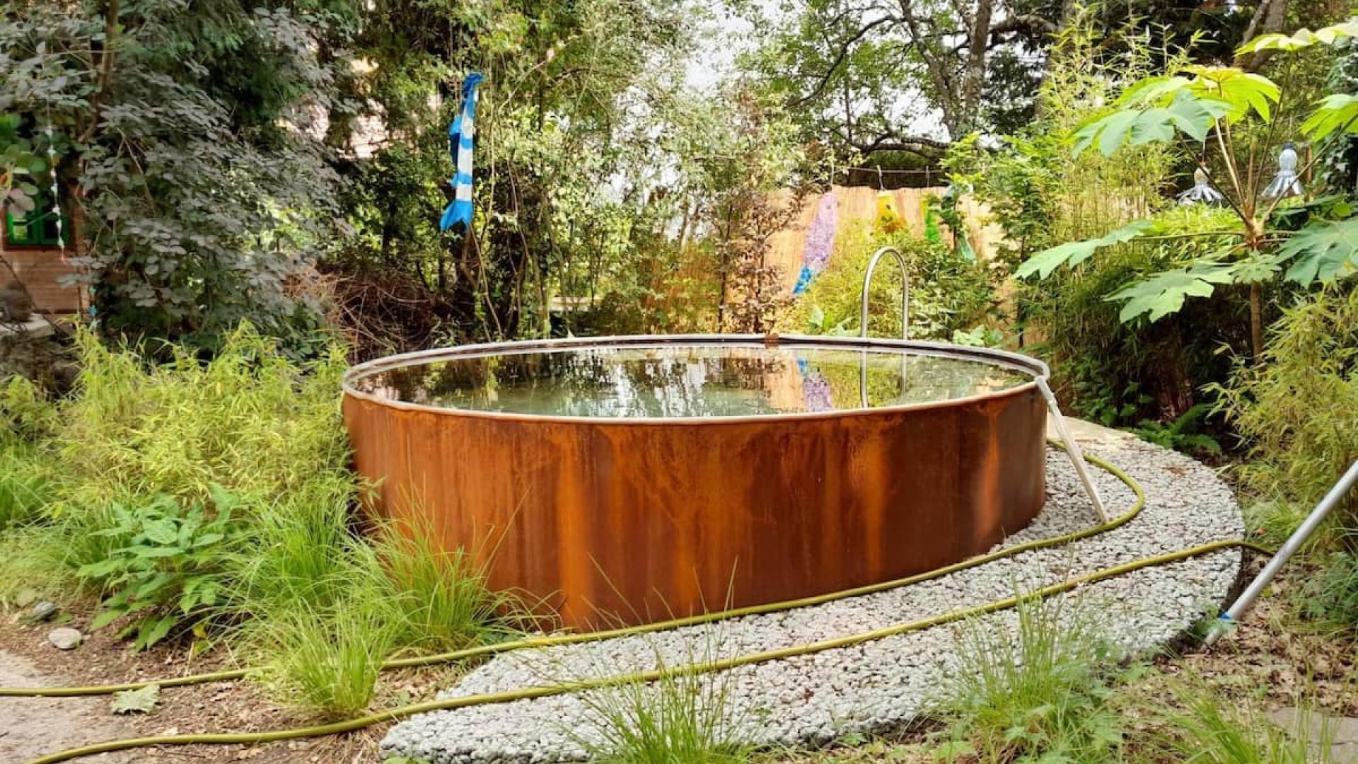 Badespass im Naturgarten