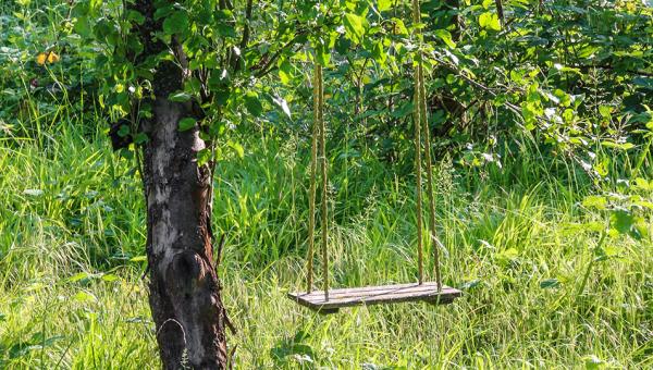 Gartenschaukel Bild AdobeStock.jpg 