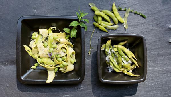 Rezept Edamame mit Zucchetti Bild Hans-Peter Siffert.jpg 