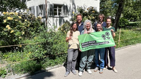 Biodiversitätsinitiative Fahne Teambild Bioterra