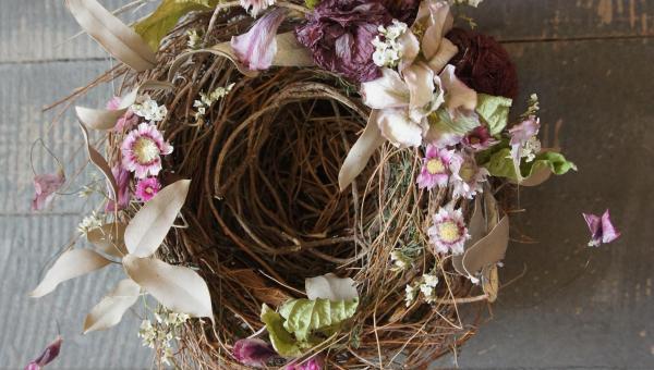 Nest aus Naturmaterial Claudia Hofer
